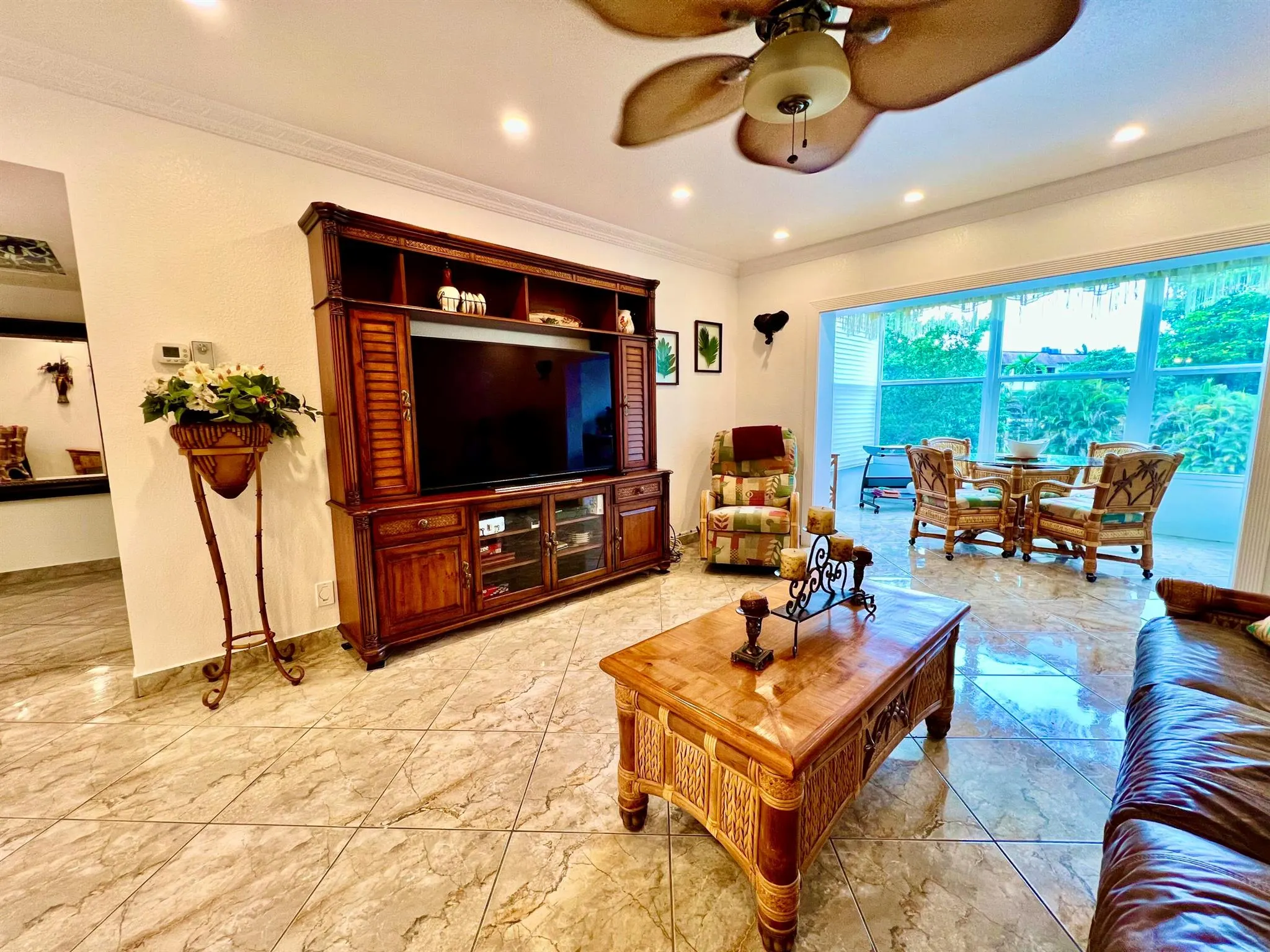 5141 W Oakland Park Boulevard, #201