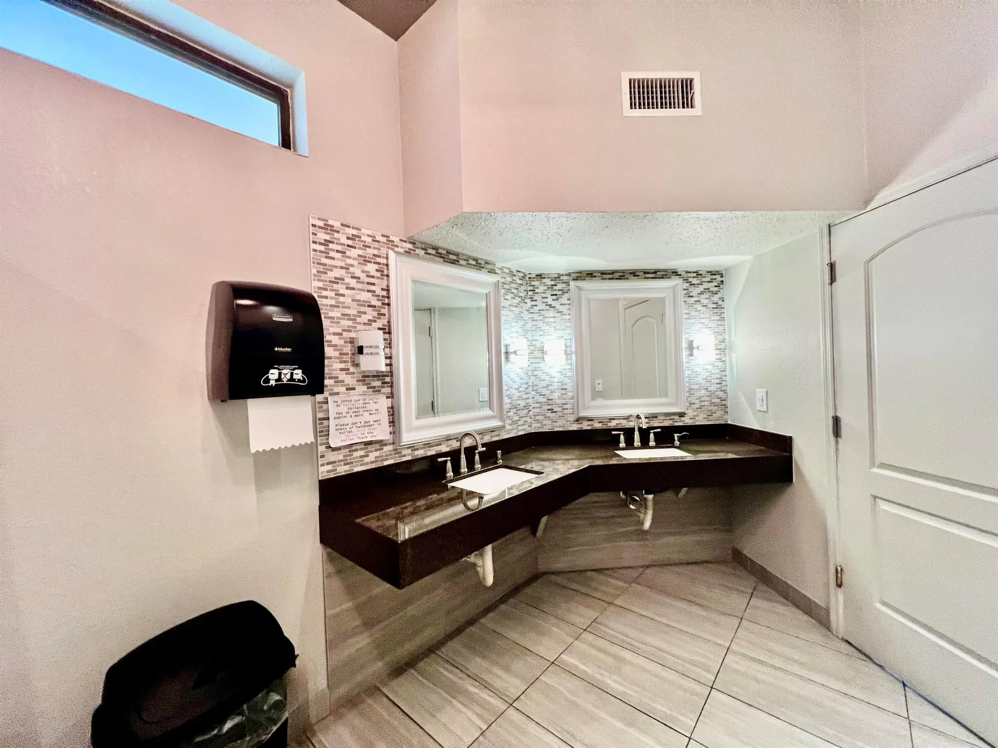 5141 W Oakland Park Boulevard, #201