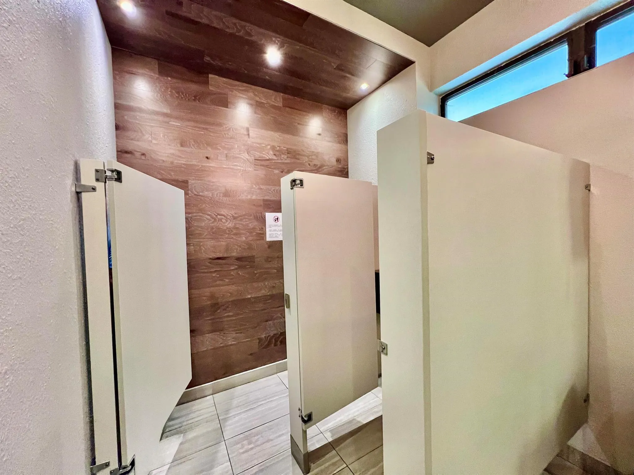 5141 W Oakland Park Boulevard, #201