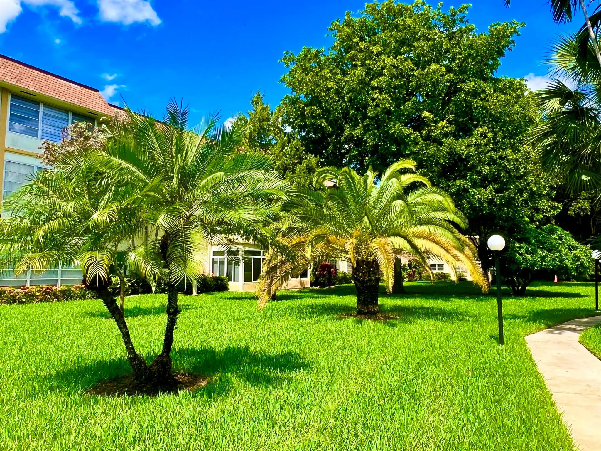 5141 W Oakland Park Boulevard, #201