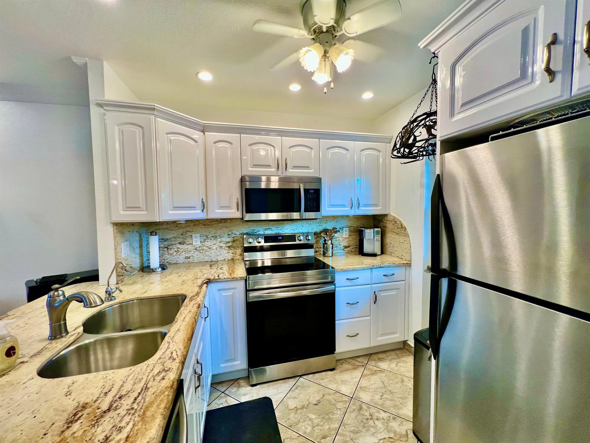 5141 W Oakland Park Boulevard, #201