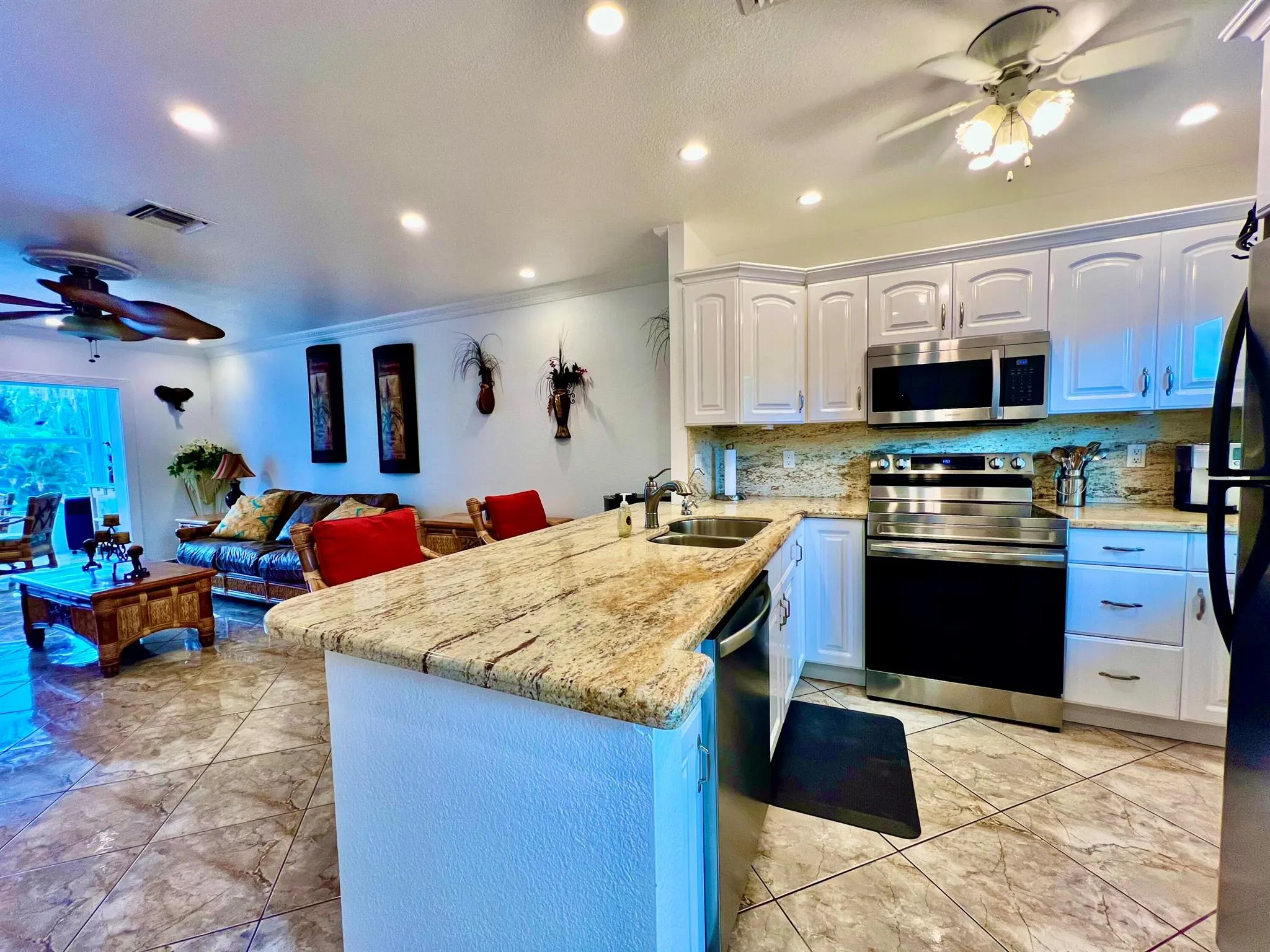 5141 W Oakland Park Boulevard, #201