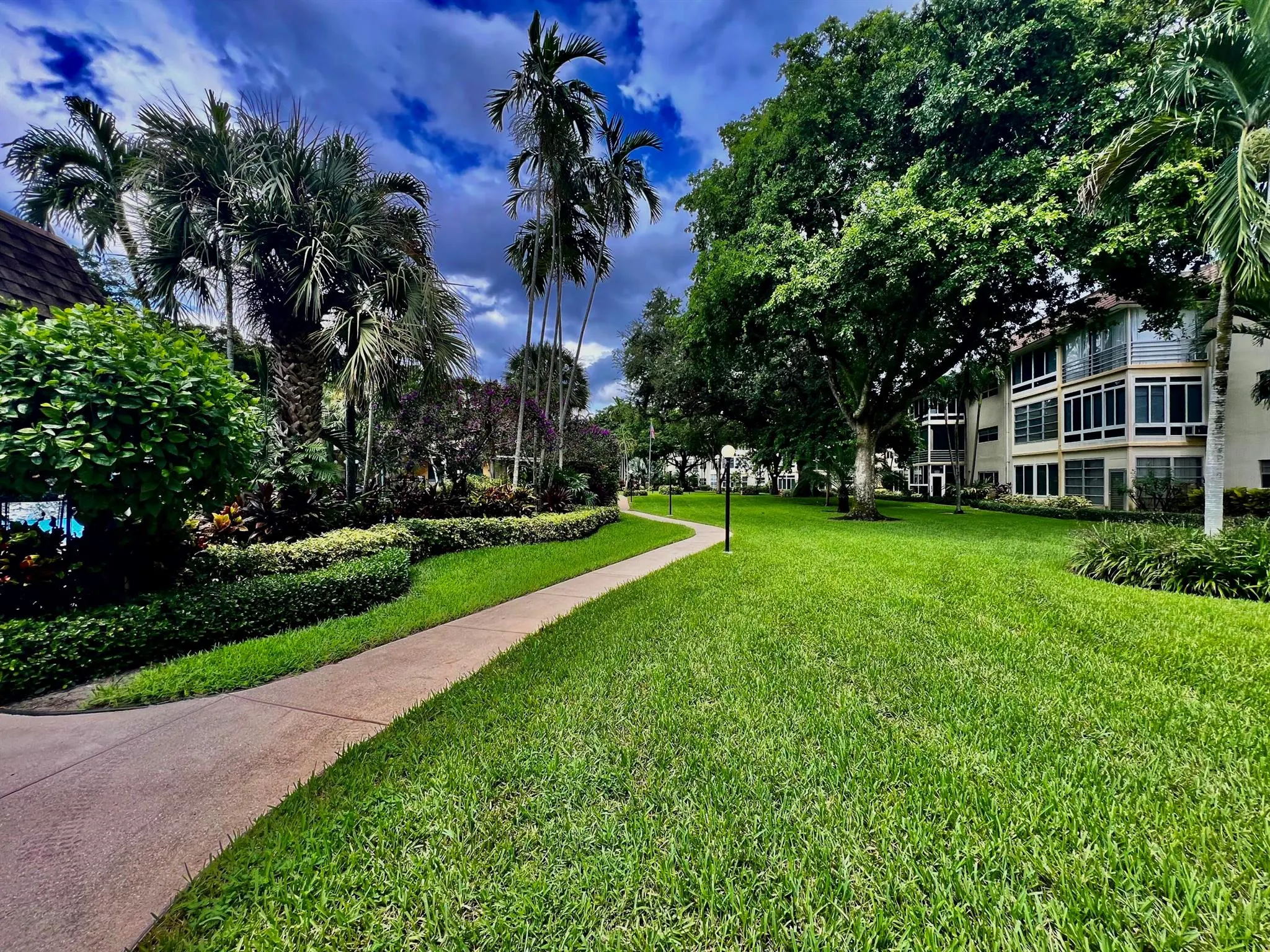 5141 W Oakland Park Boulevard, #201