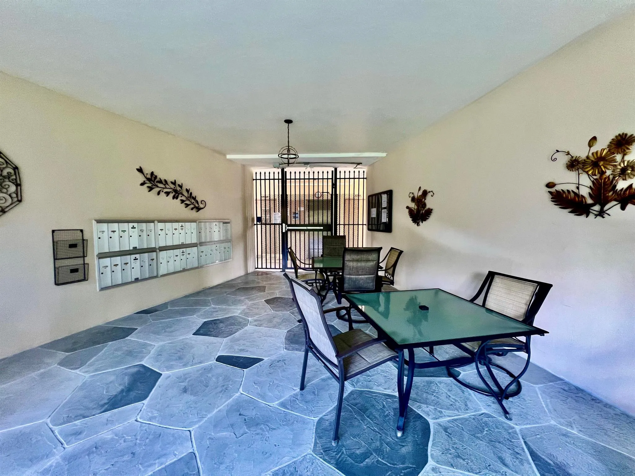 5141 W Oakland Park Boulevard, #201