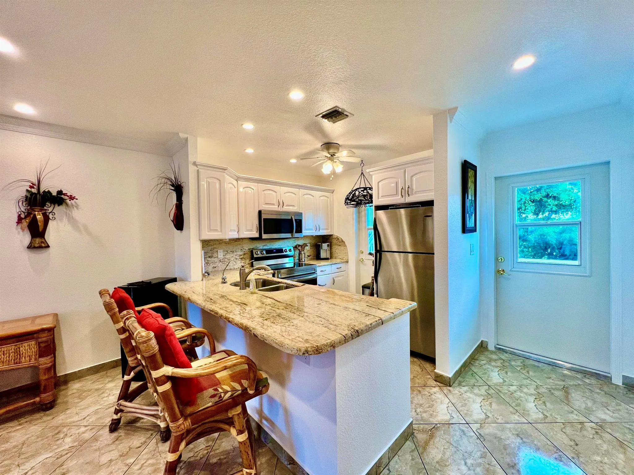 5141 W Oakland Park Boulevard, #201