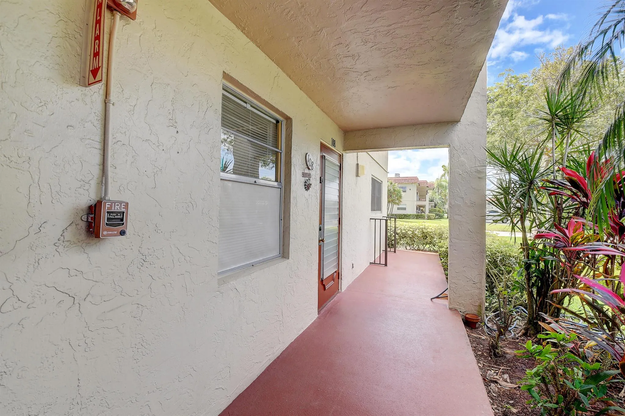 5 Abbey Lane, #108