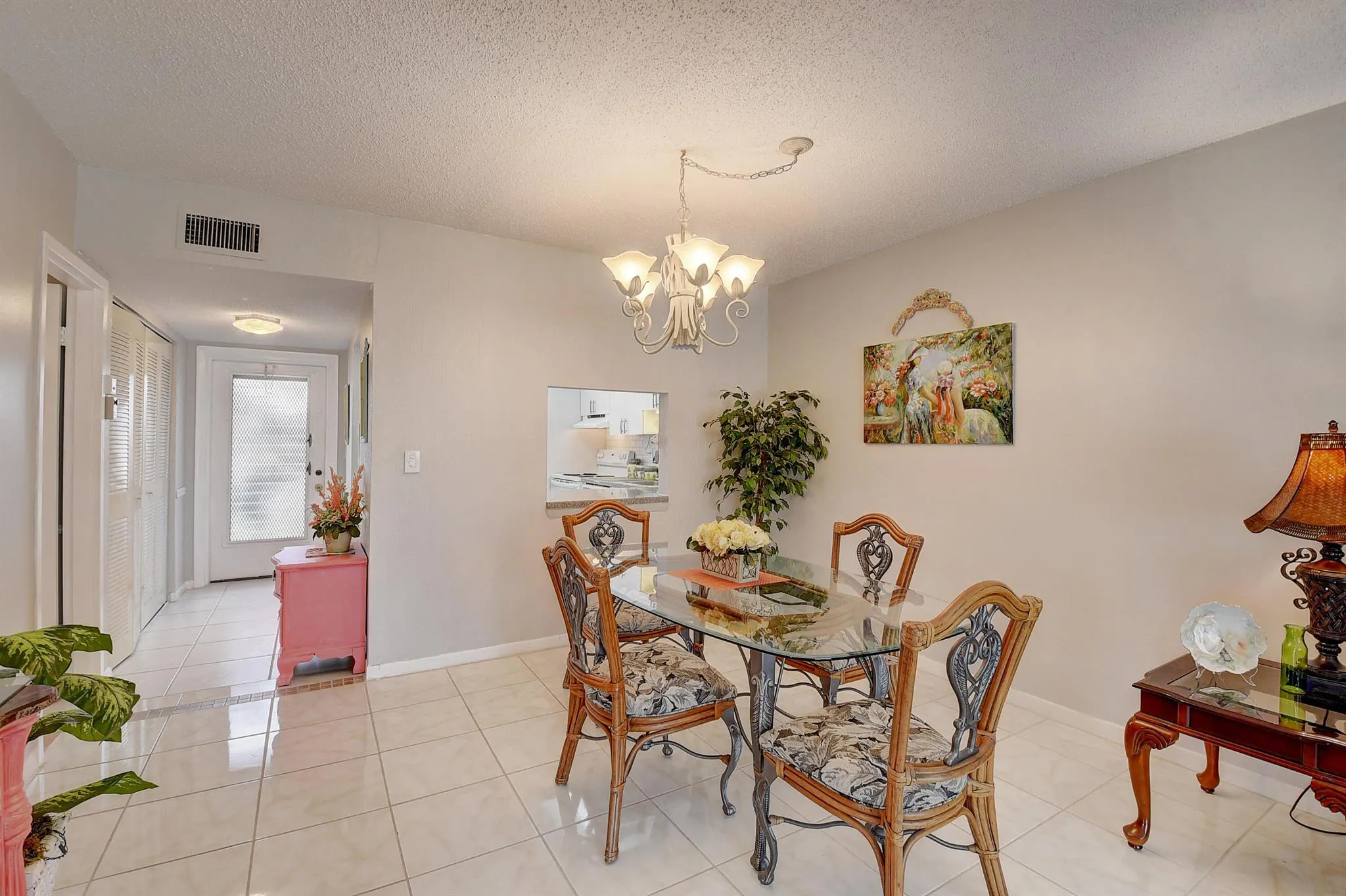 5 Abbey Lane, #108