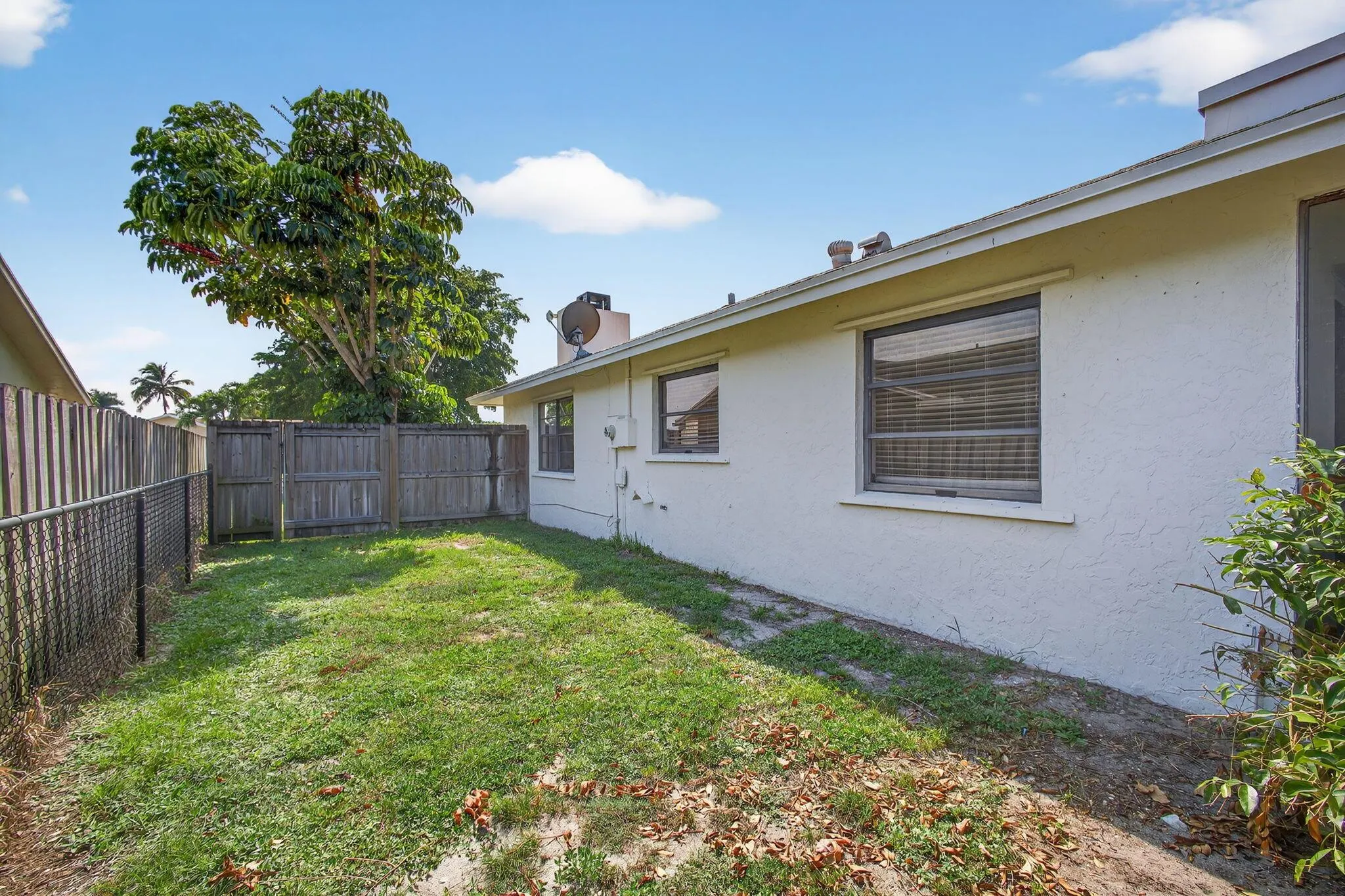 1202 Essex Drive