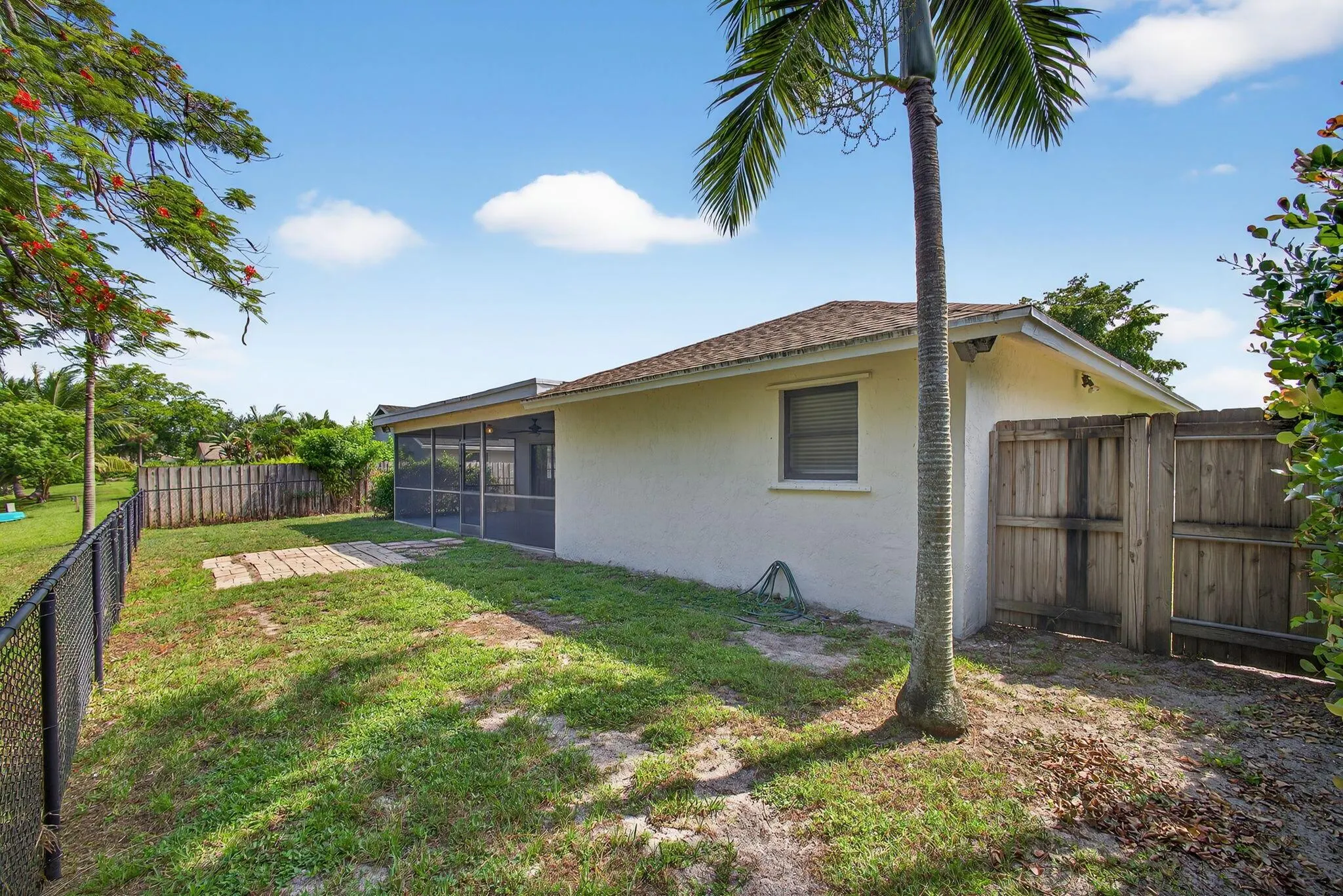 1202 Essex Drive