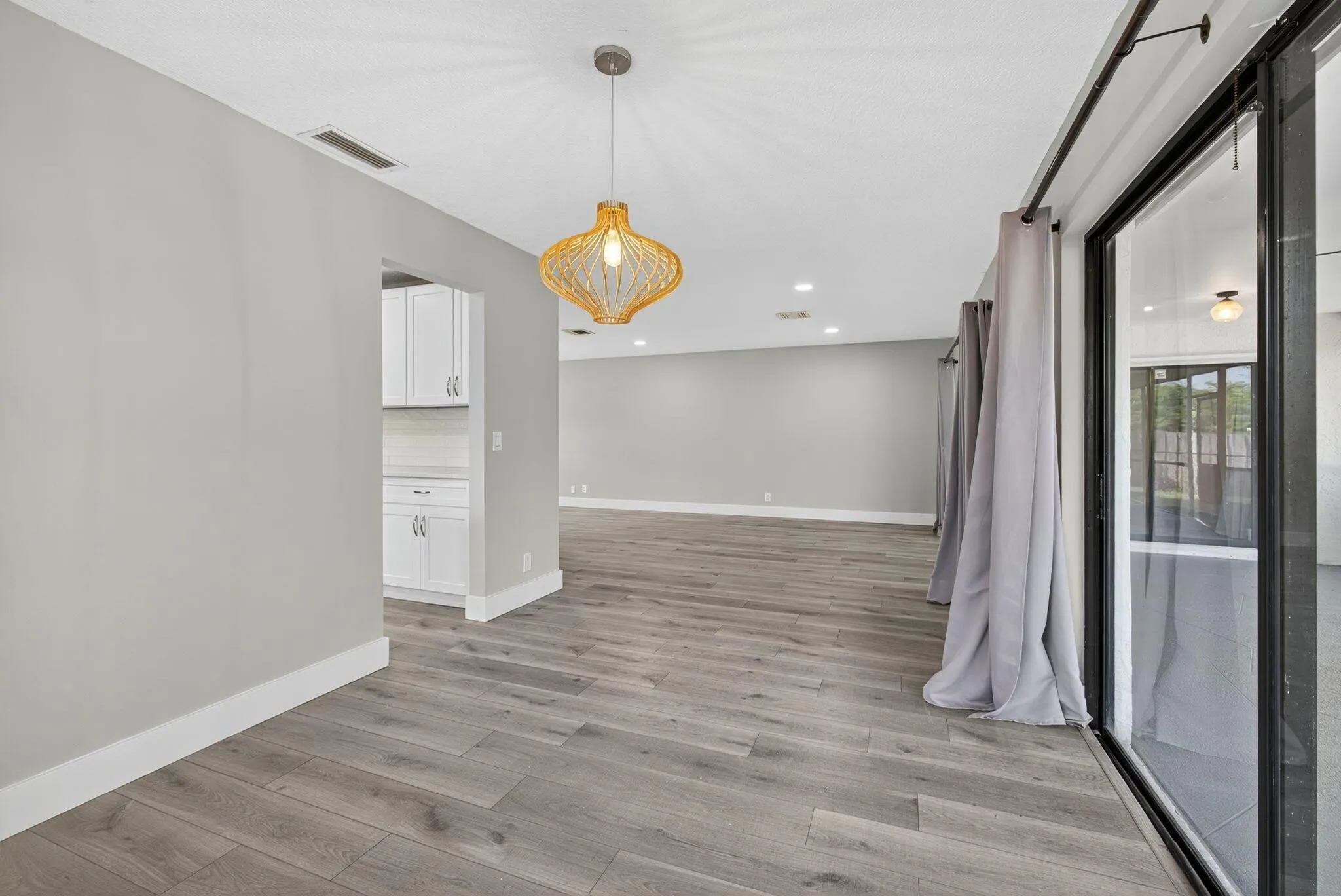 1202 Essex Drive