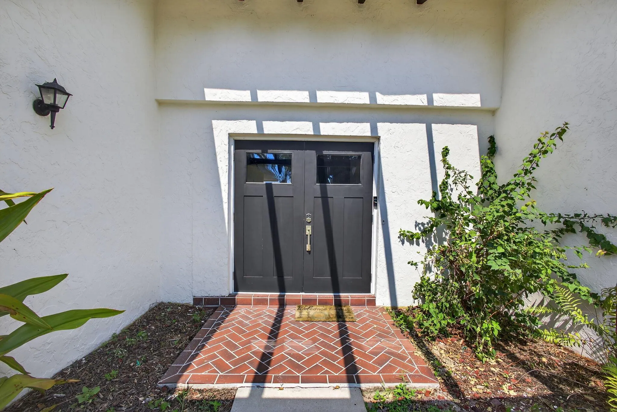 1202 Essex Drive