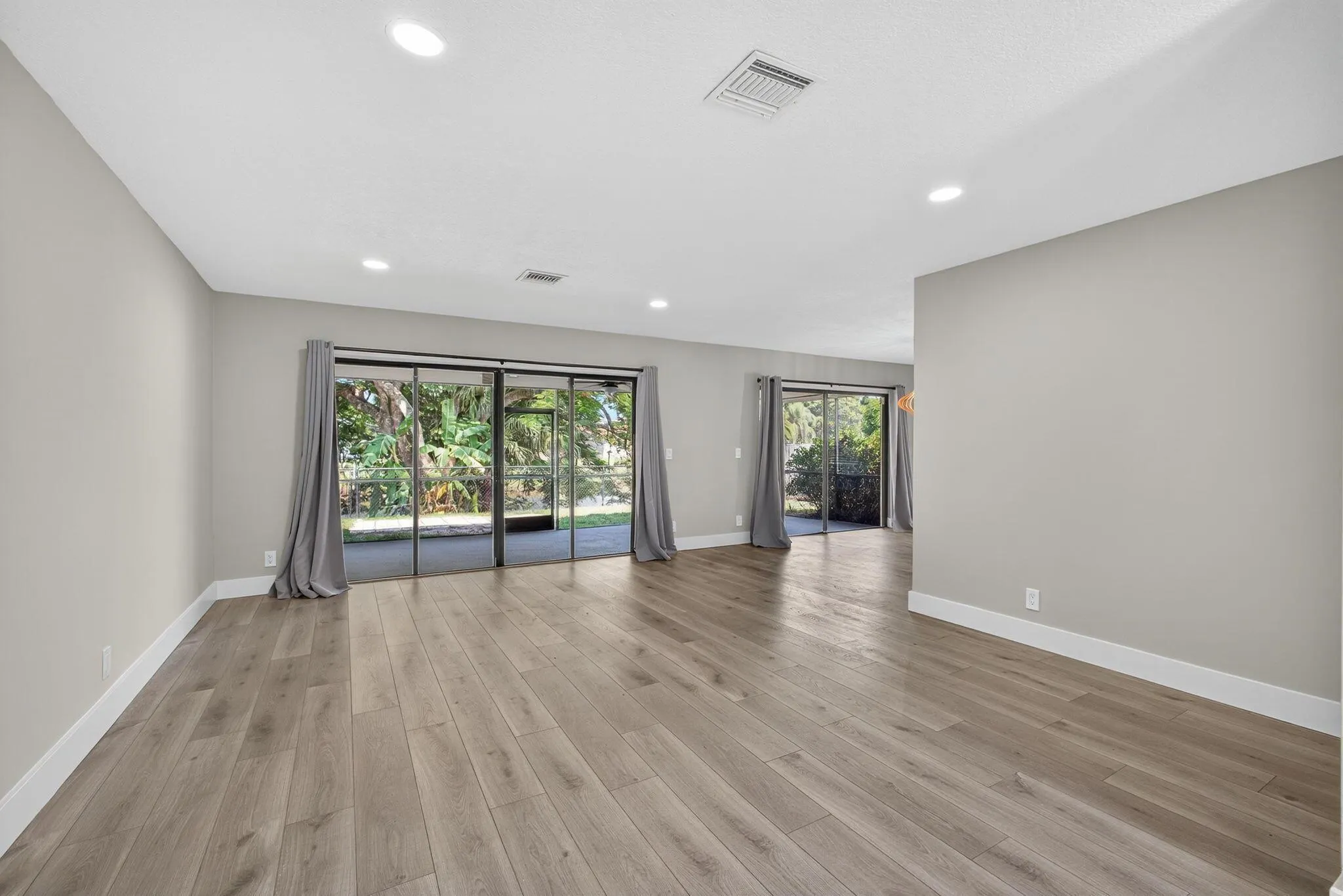 1202 Essex Drive