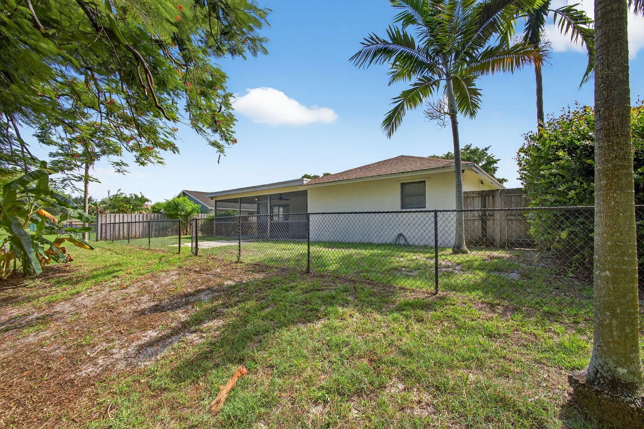 1202 Essex Drive
