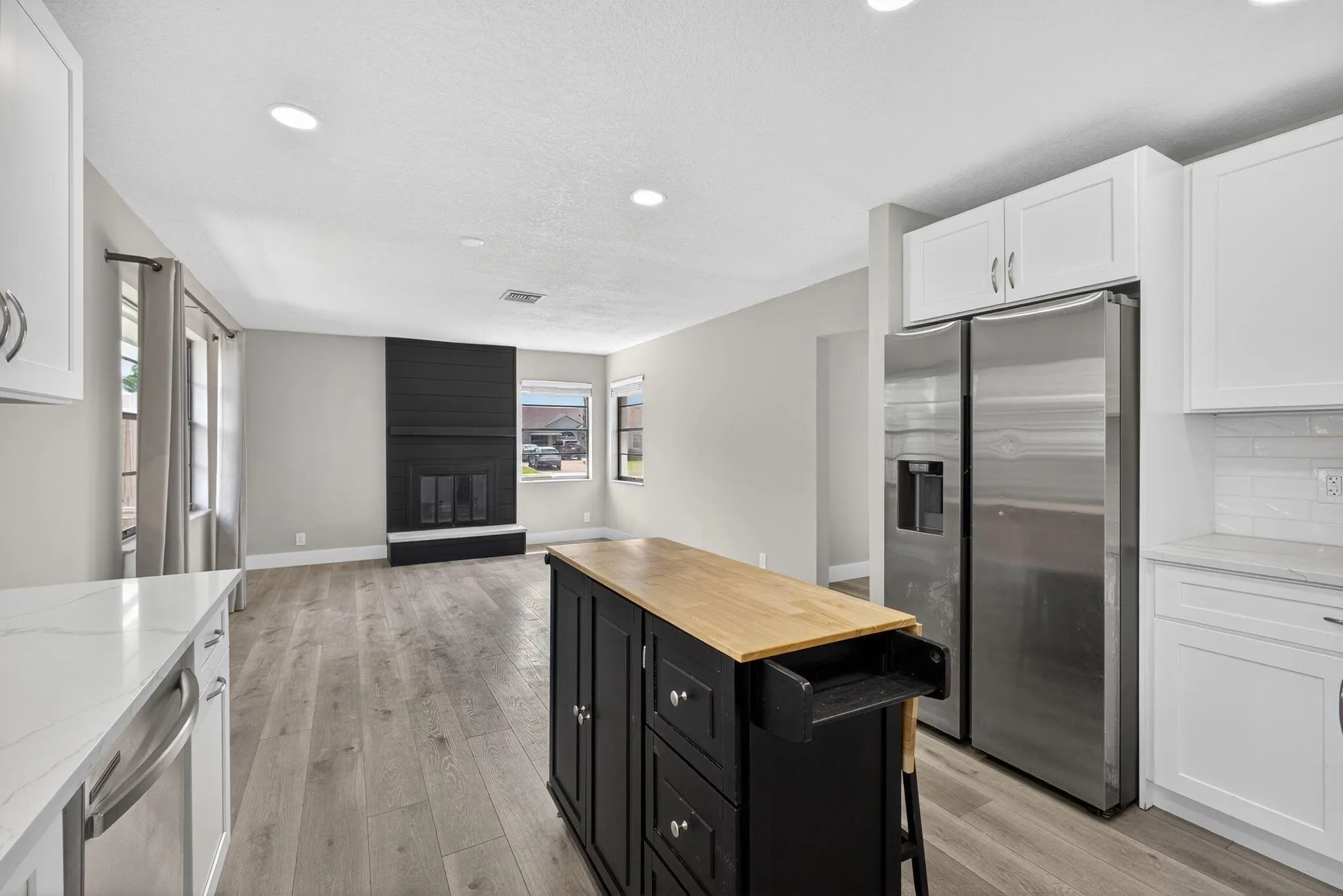 1202 Essex Drive