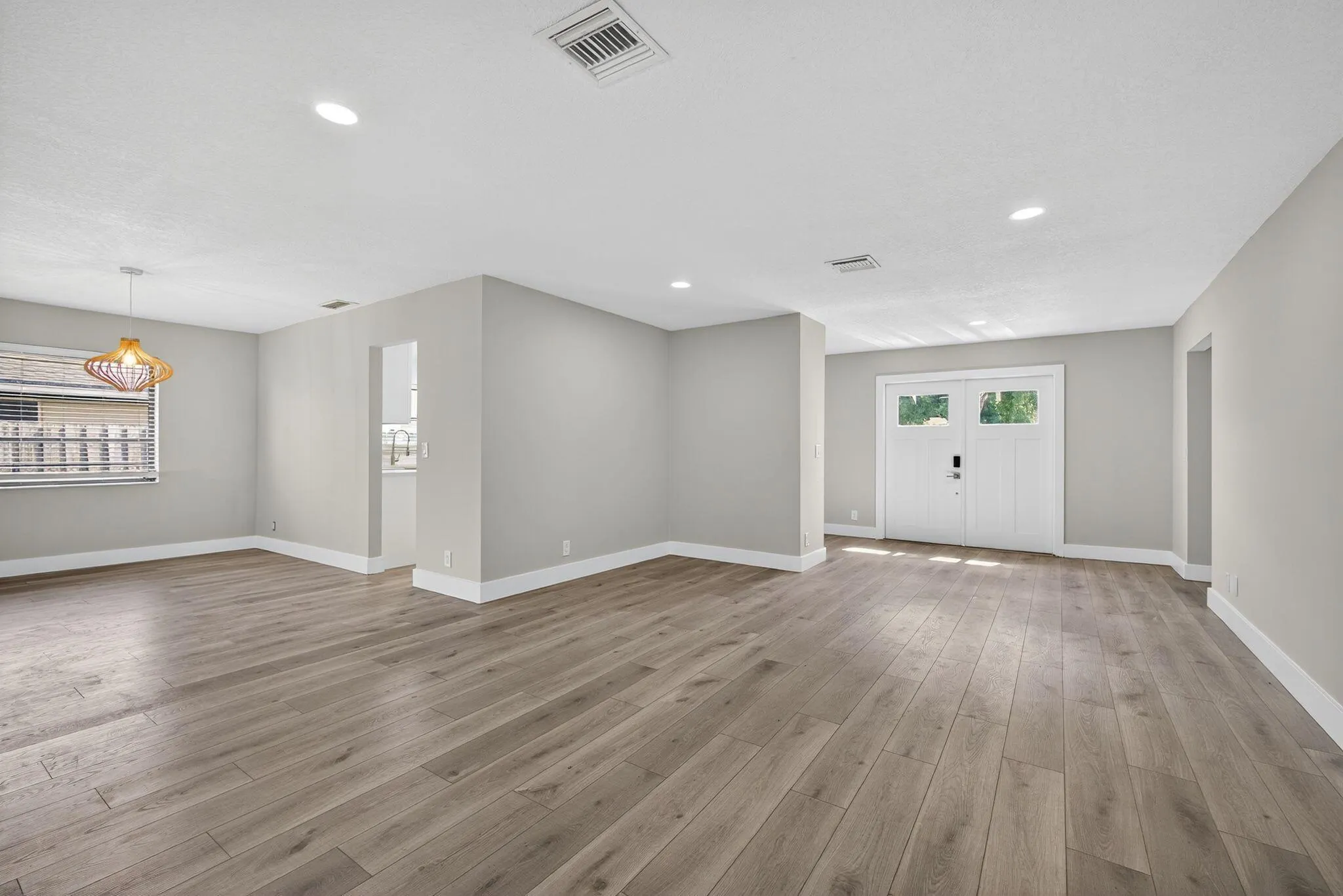 1202 Essex Drive