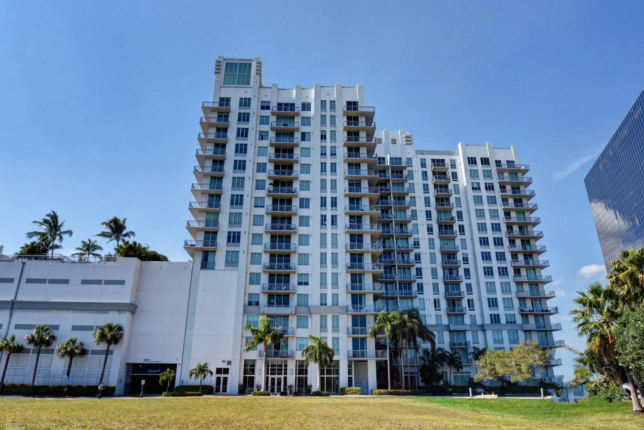 300 S Australian Avenue, #1208