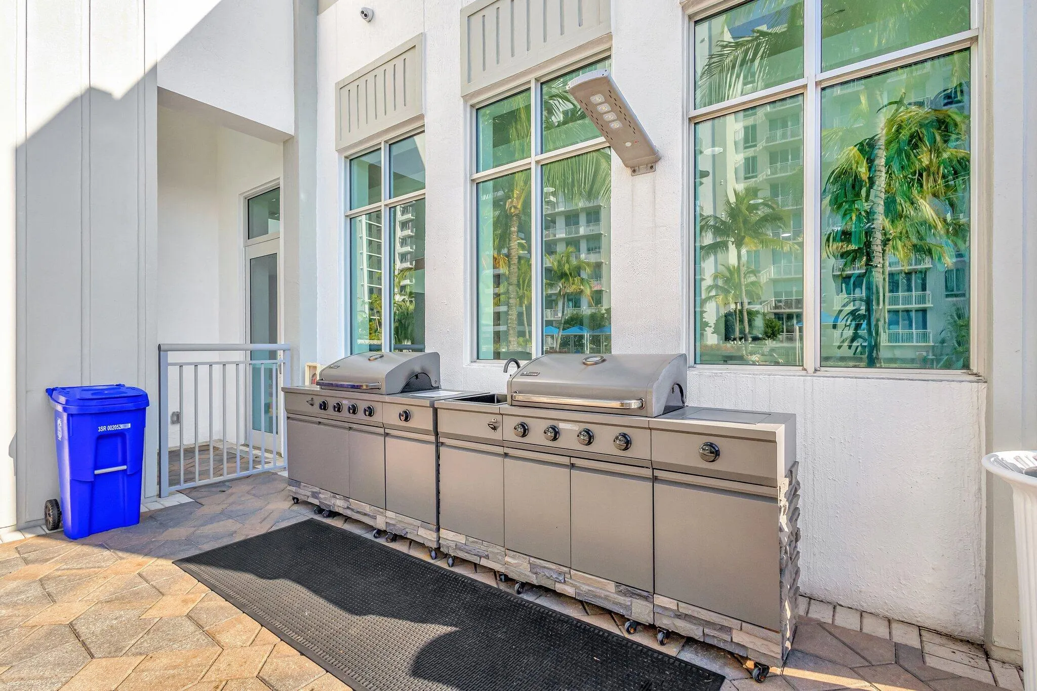 300 S Australian Avenue, #1208