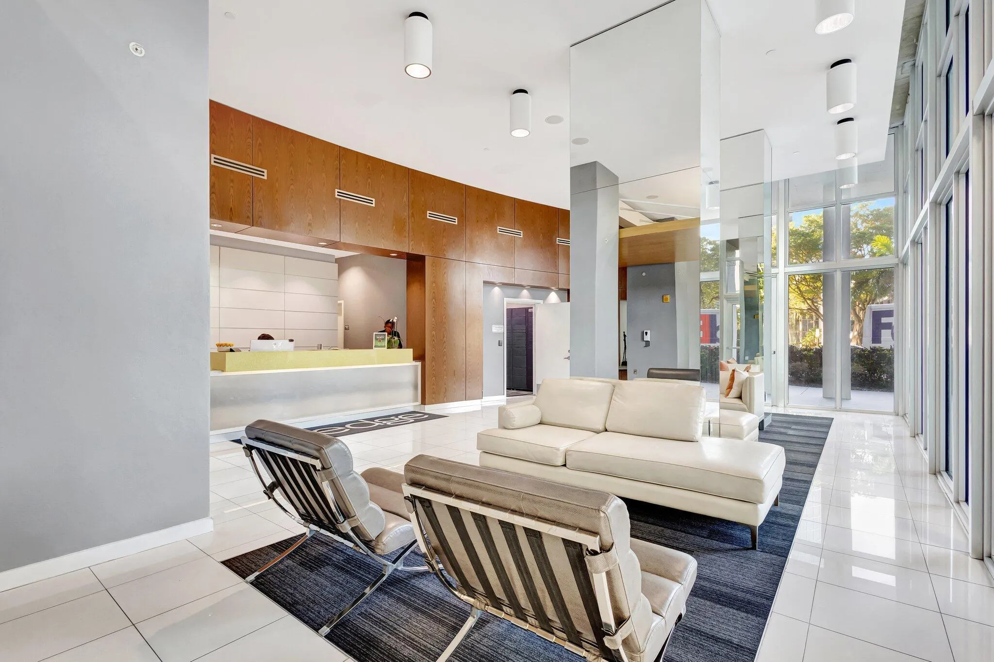300 S Australian Avenue, #1208