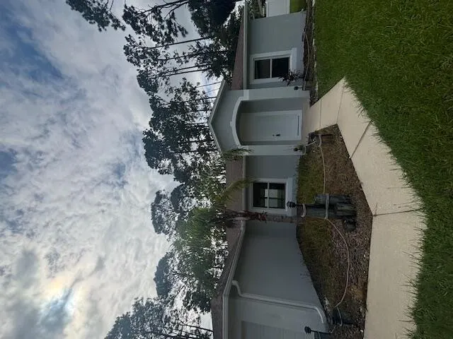 6 Rymm Place