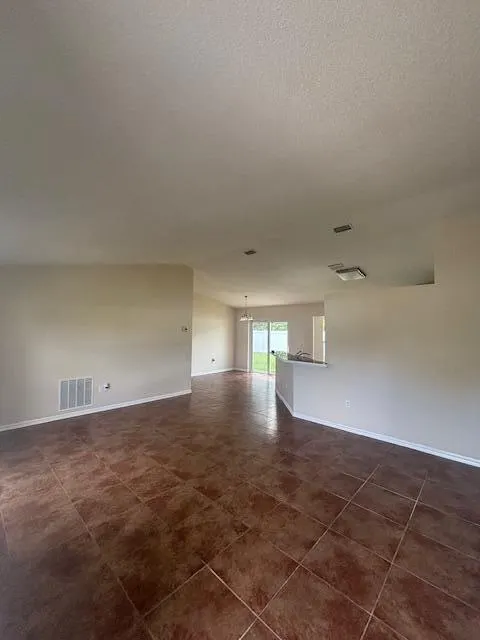 6 Rymm Place