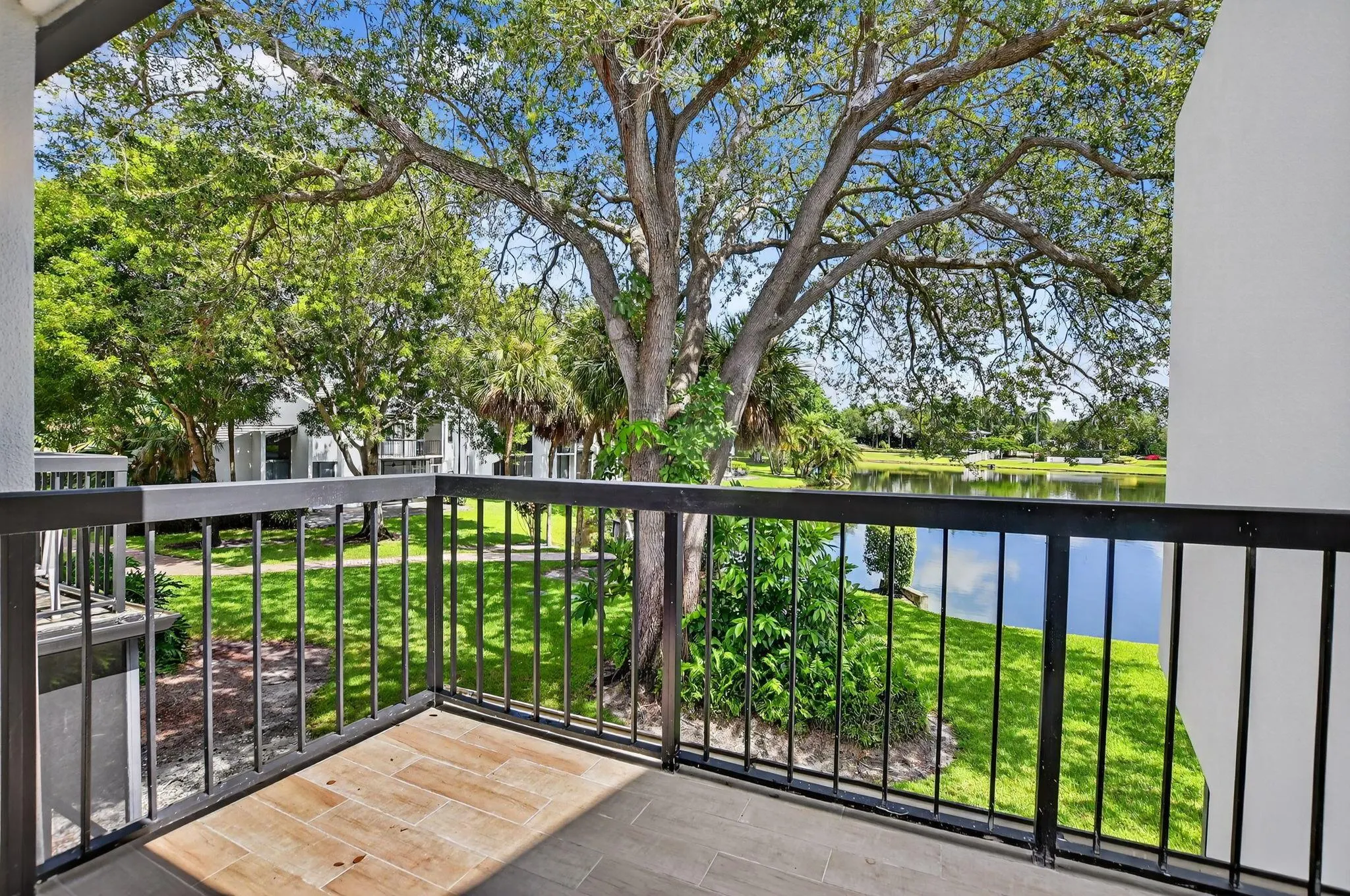 3402 Bridgewood Drive