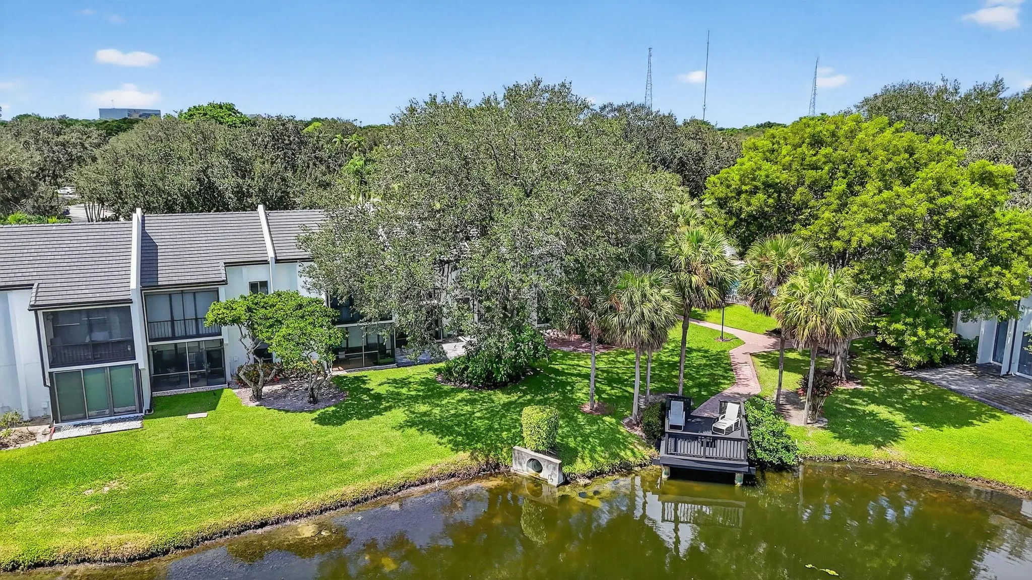 3402 Bridgewood Drive