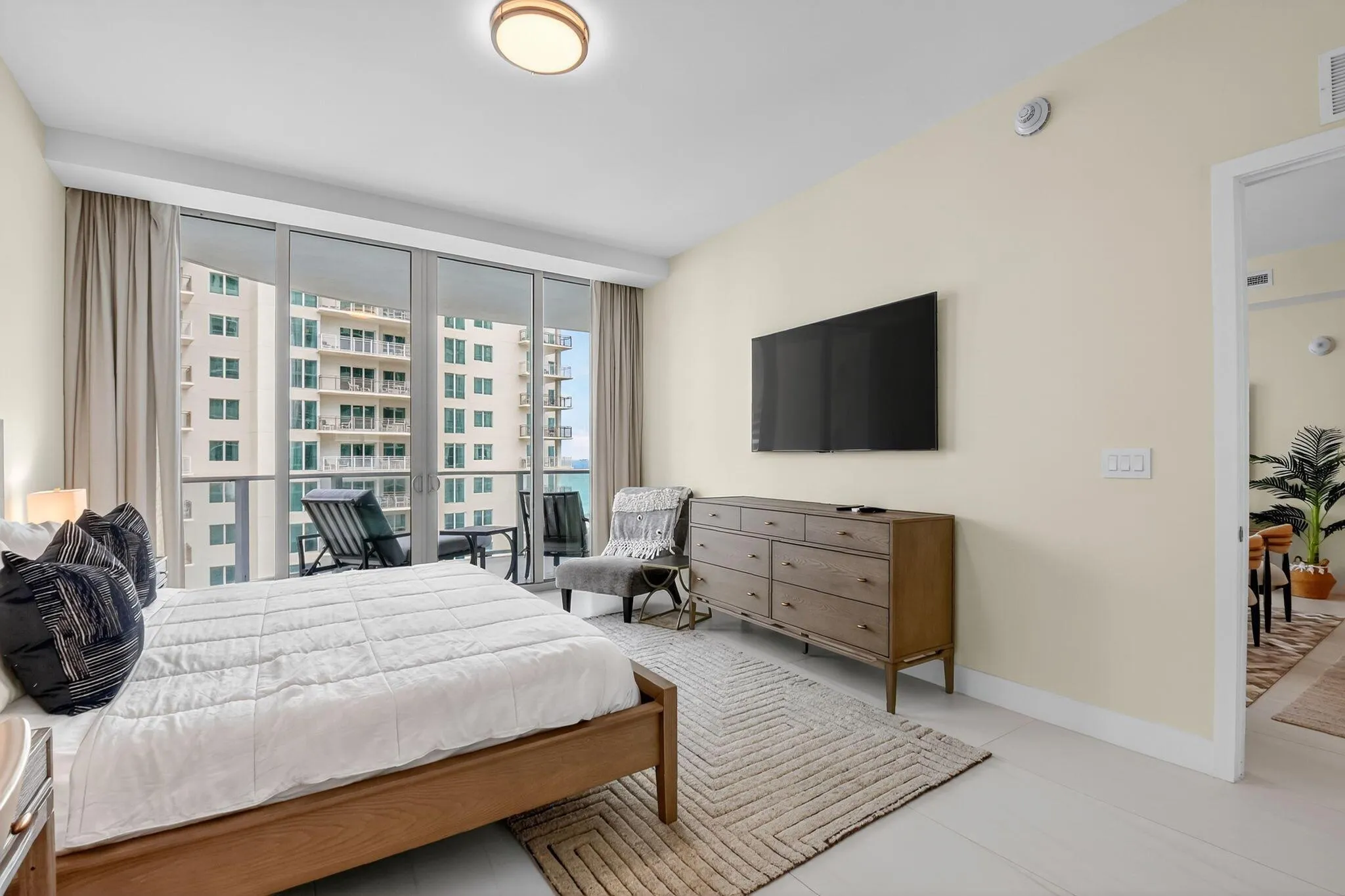 3100 N Ocean Drive, #1210 H