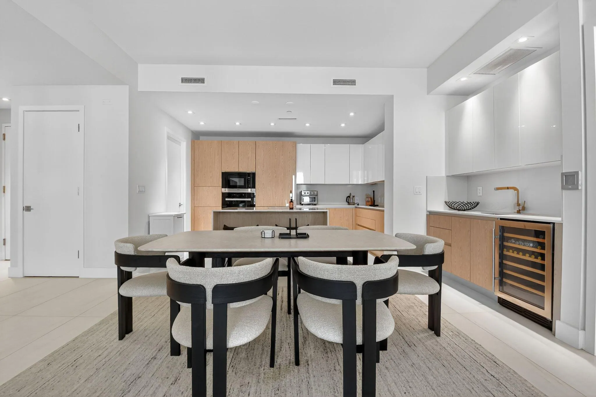 3100 N Ocean Drive, #1210 H