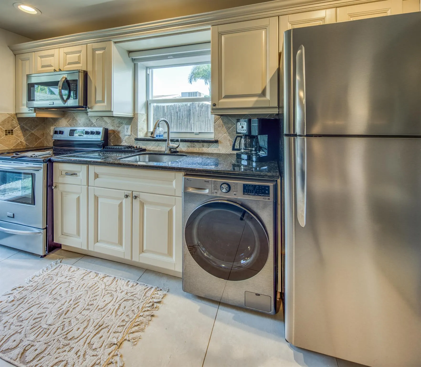 1331 N N Street, #B