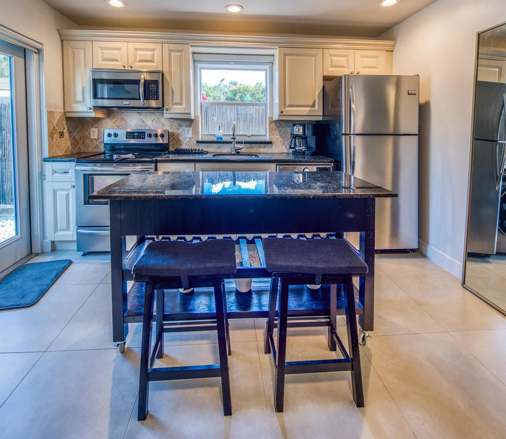 1331 N N Street, #B