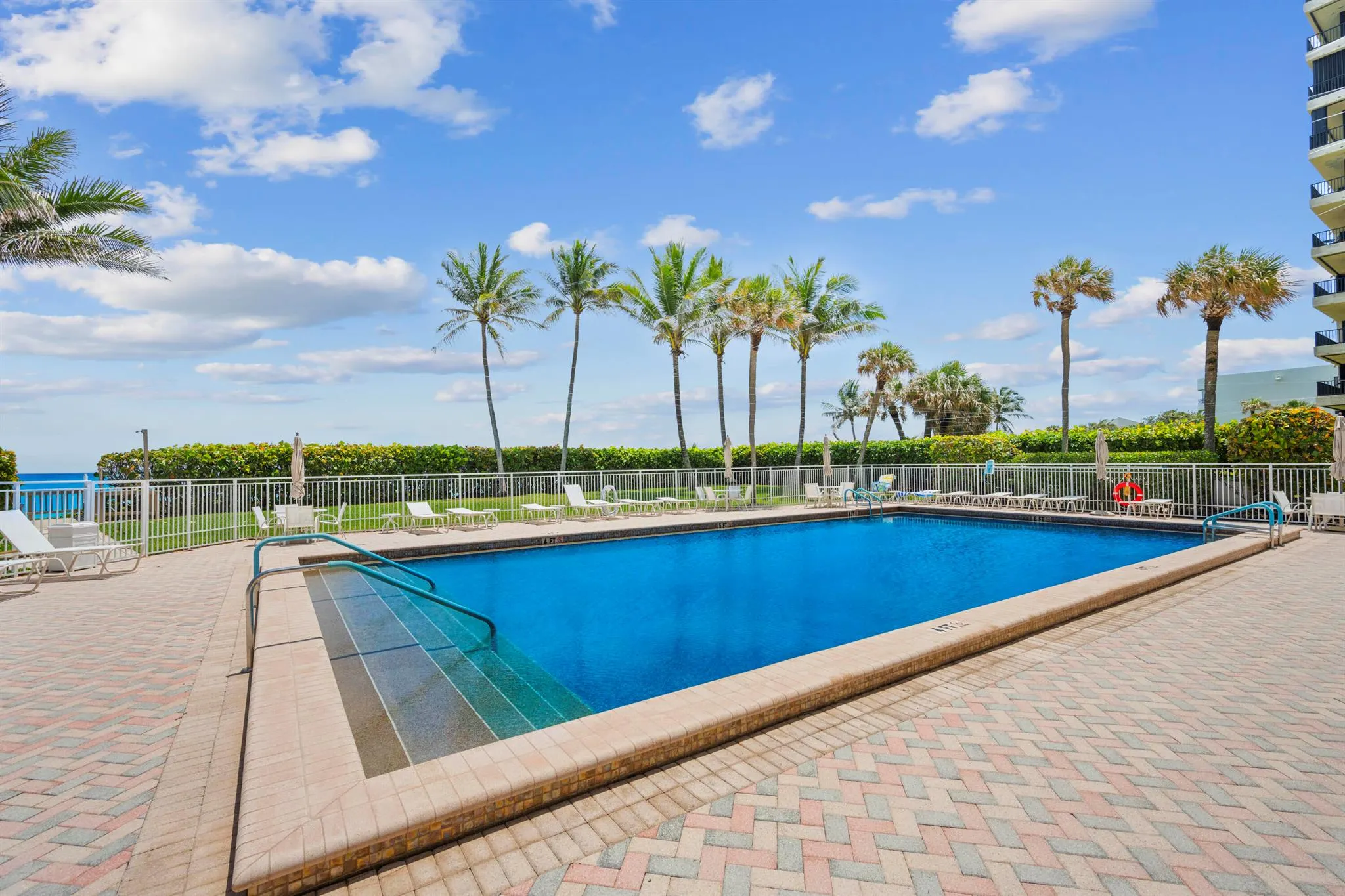 500 Ocean Drive, #E-8c