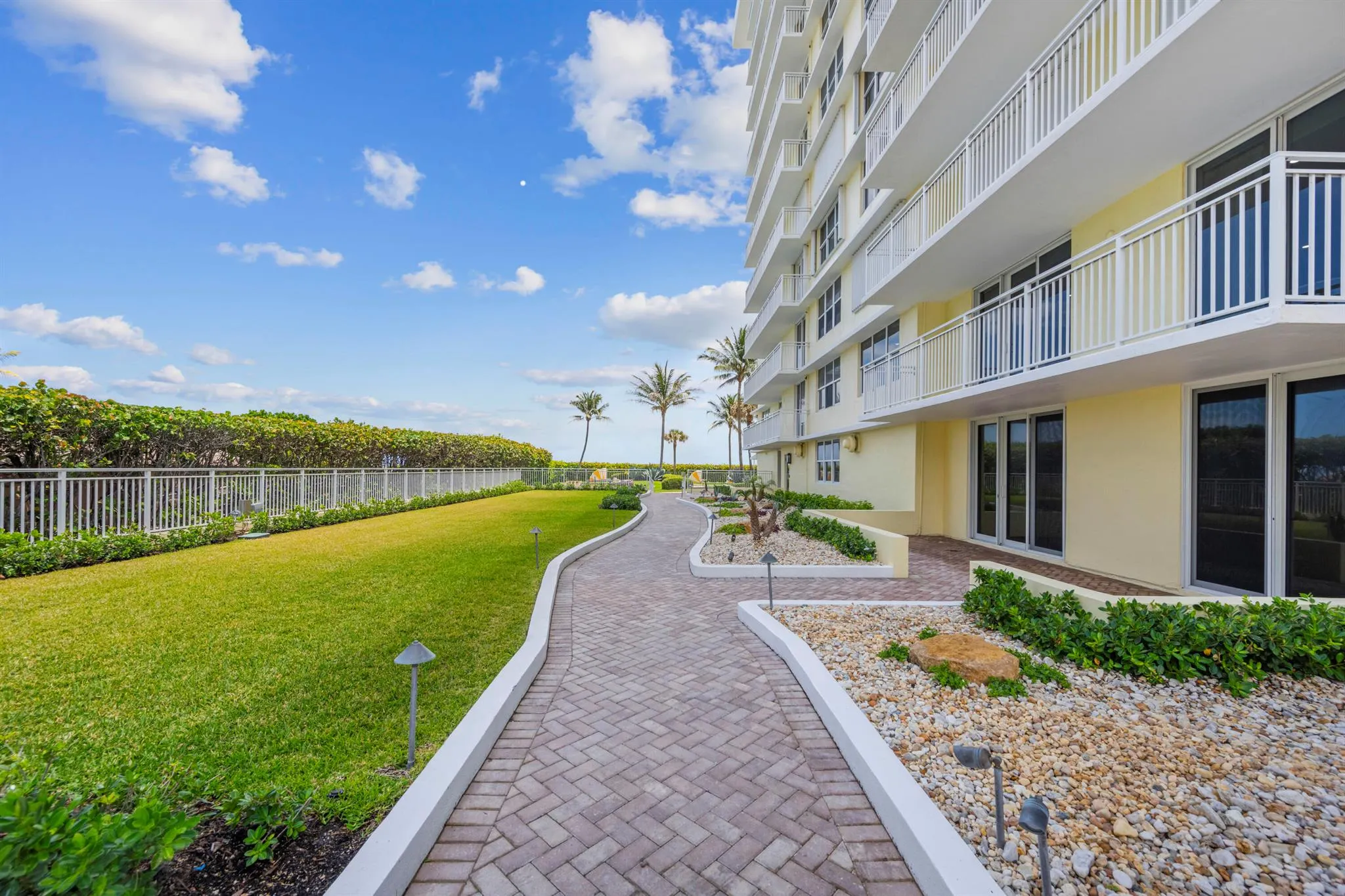 500 Ocean Drive, #E-8c