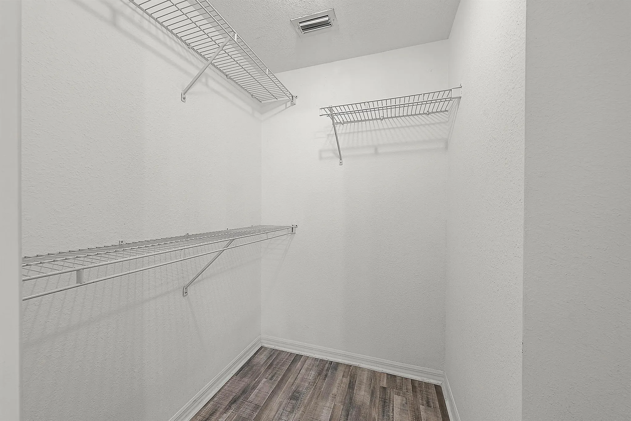 6466 Emerald Dunes Drive, #207