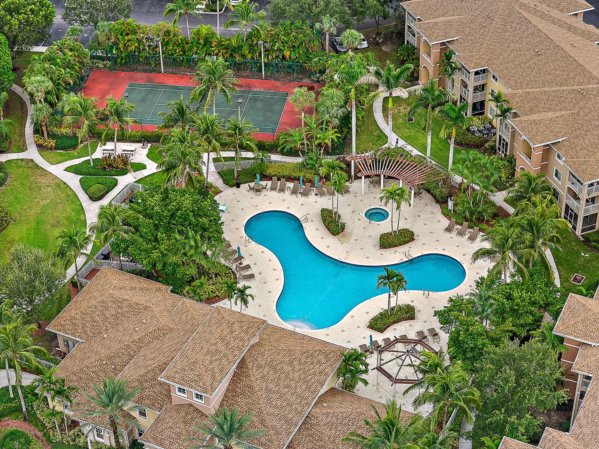 6466 Emerald Dunes Drive, #207