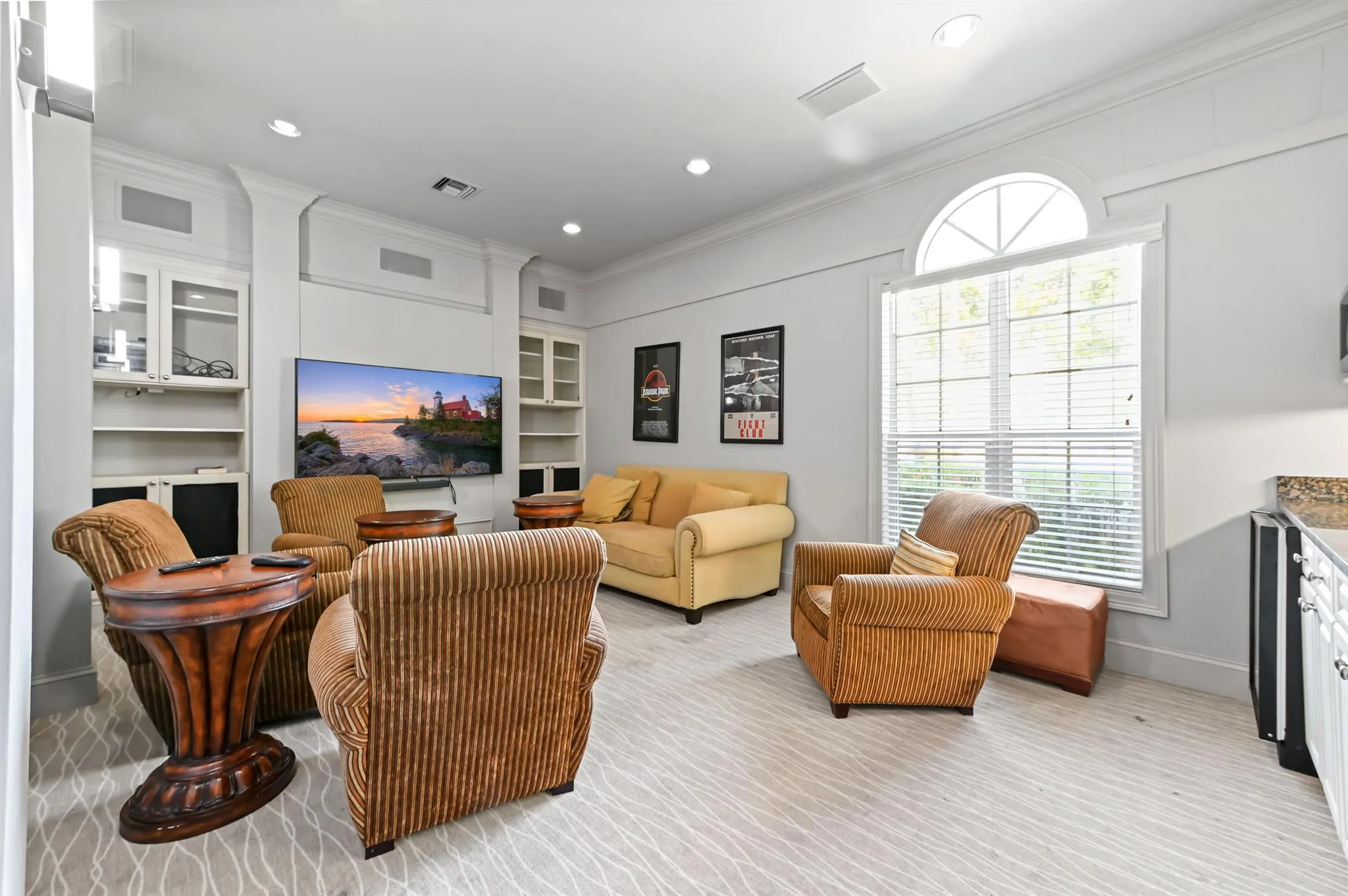 2038 Alta Meadows Lane, #1512