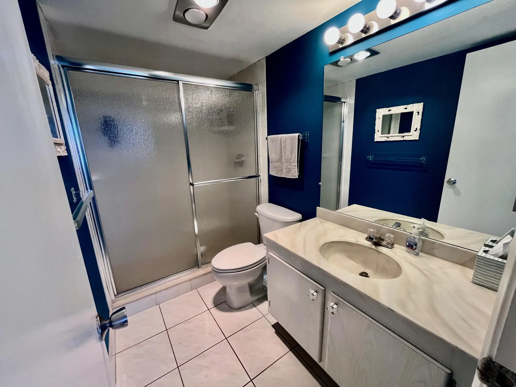 4090 Tivoli Court, #301