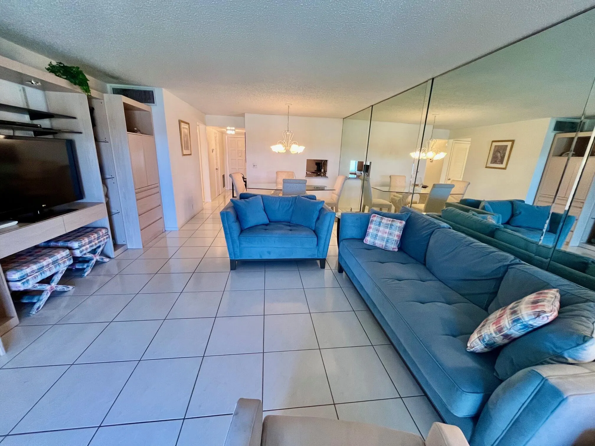 4090 Tivoli Court, #301