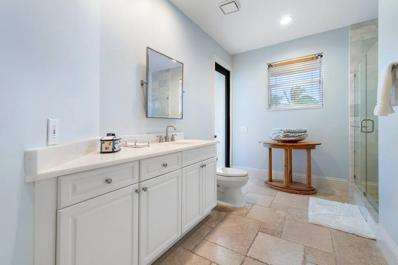 5734 Paddington Way