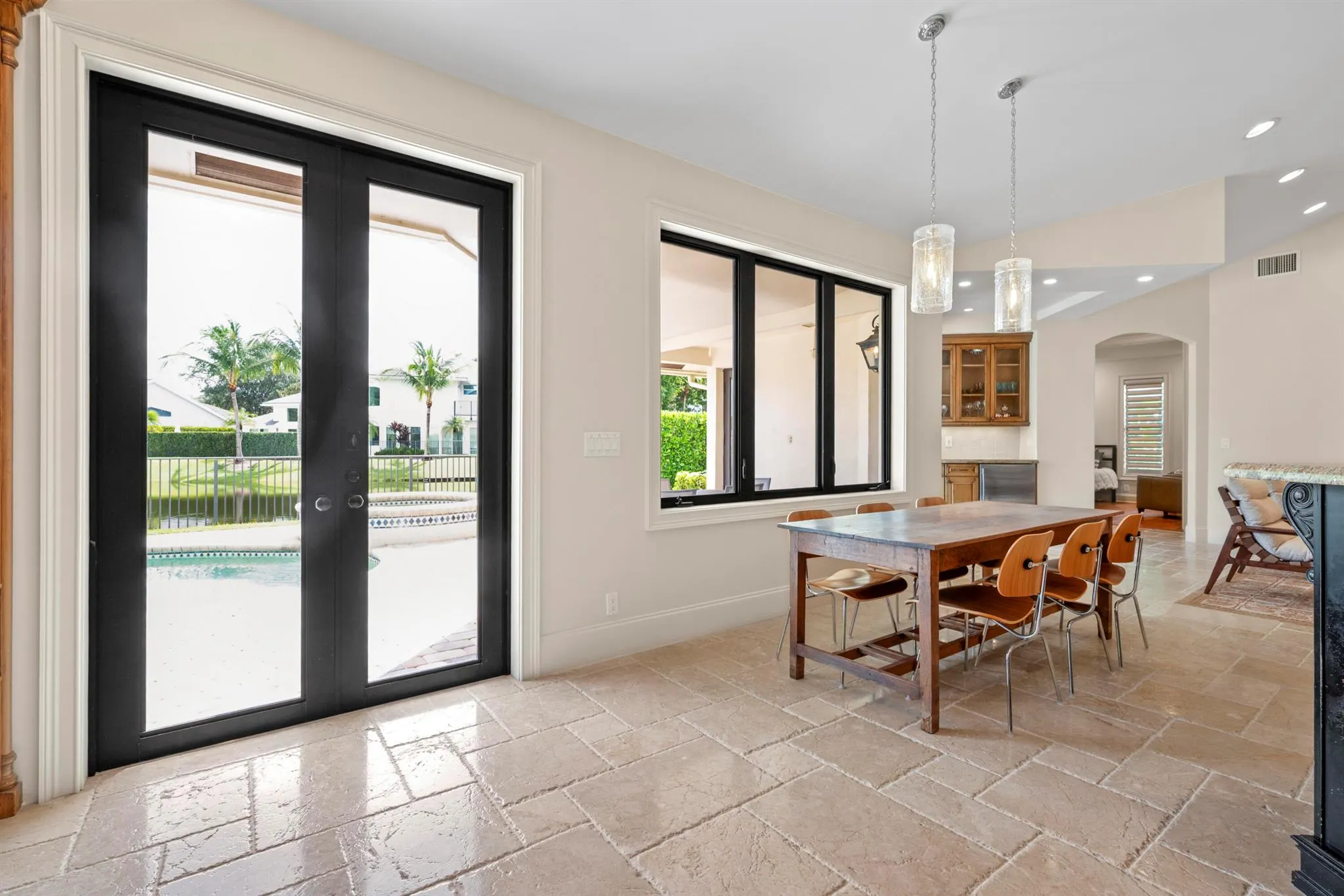 5734 Paddington Way