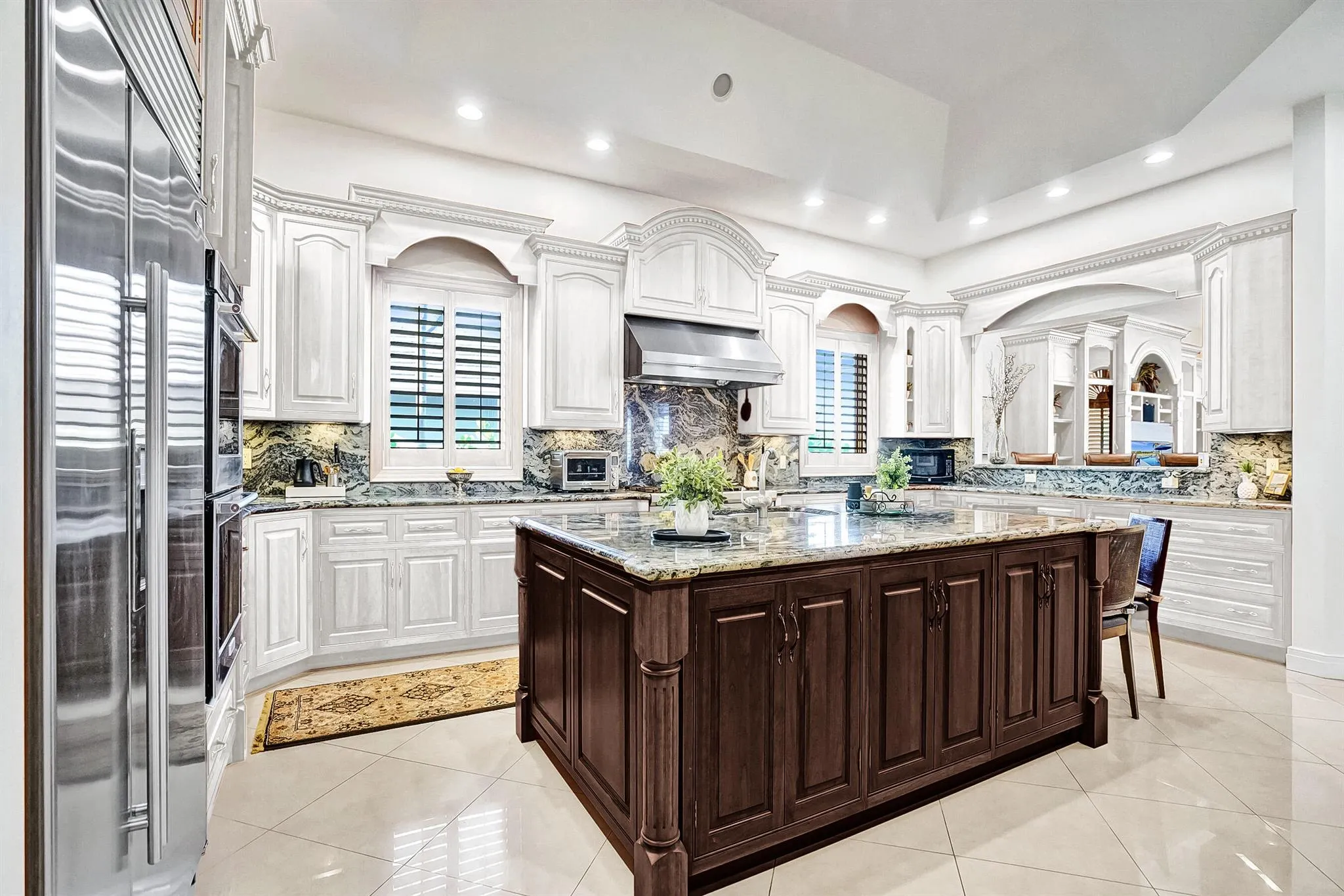 330 NW 130th Avenue NW