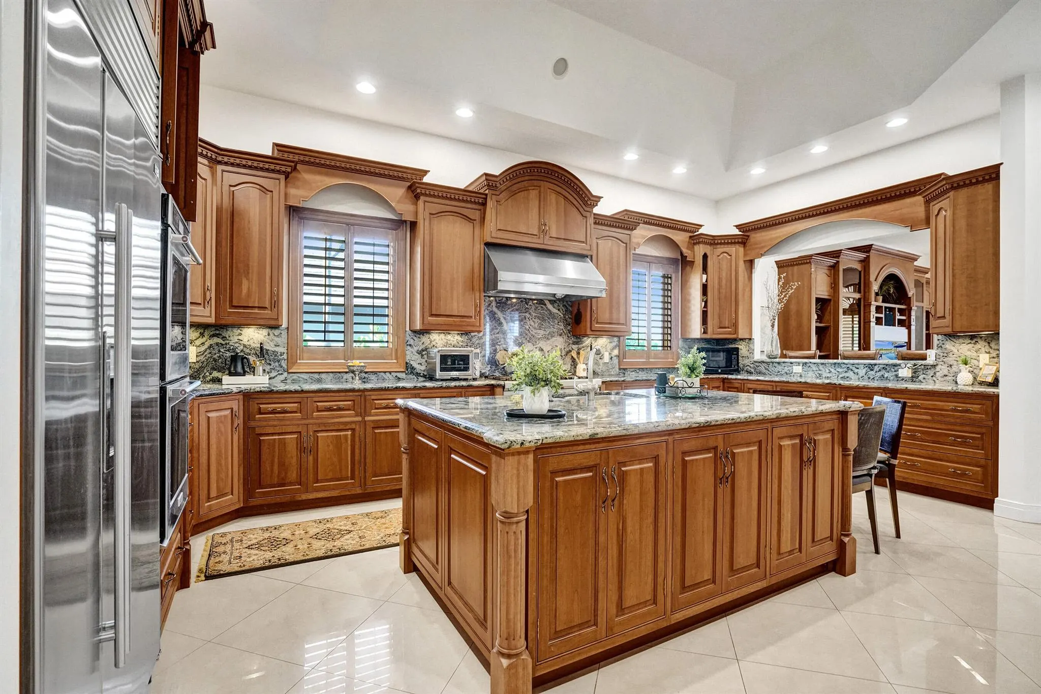 330 NW 130th Avenue NW