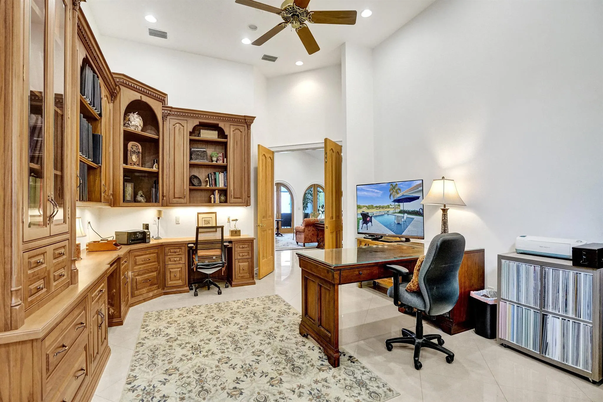 330 NW 130th Avenue NW