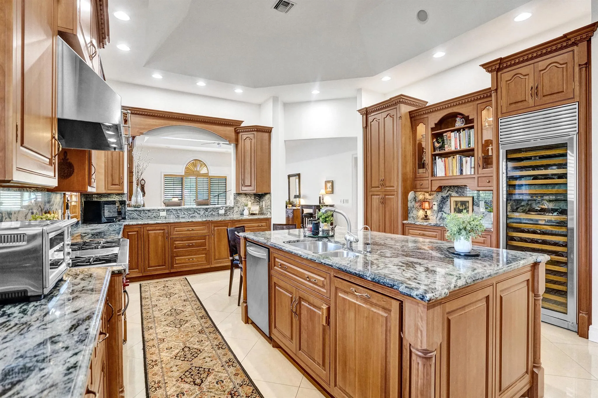 330 NW 130th Avenue NW