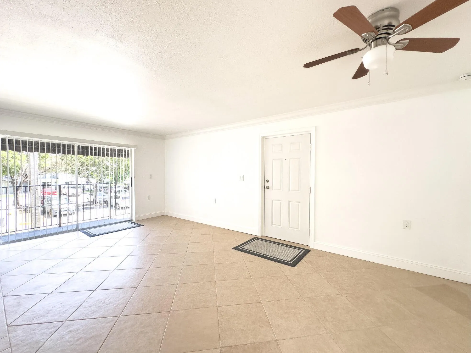 1201 Lake Victoria Drive, #P