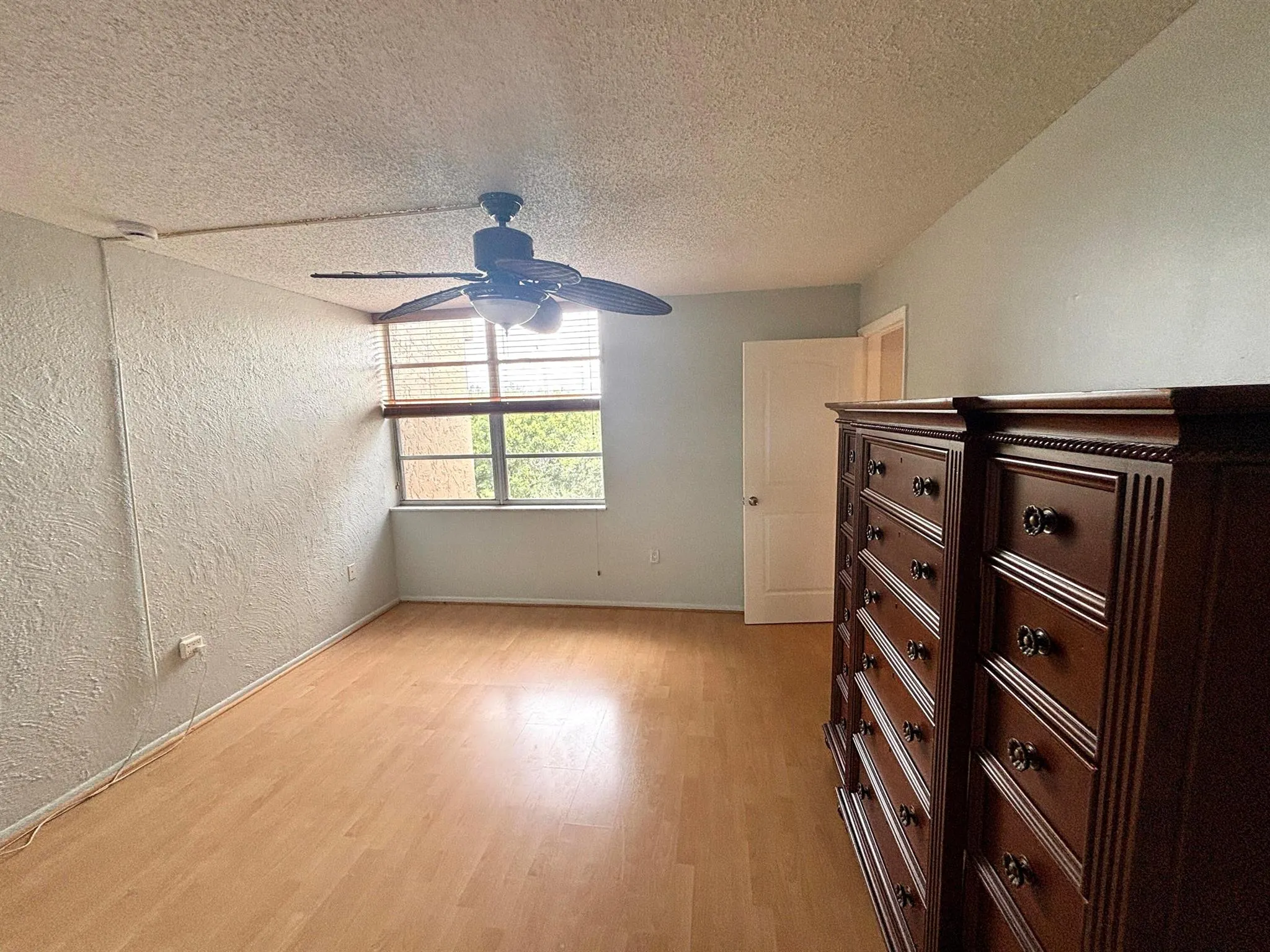 9410 Tangerine Pl, #403
