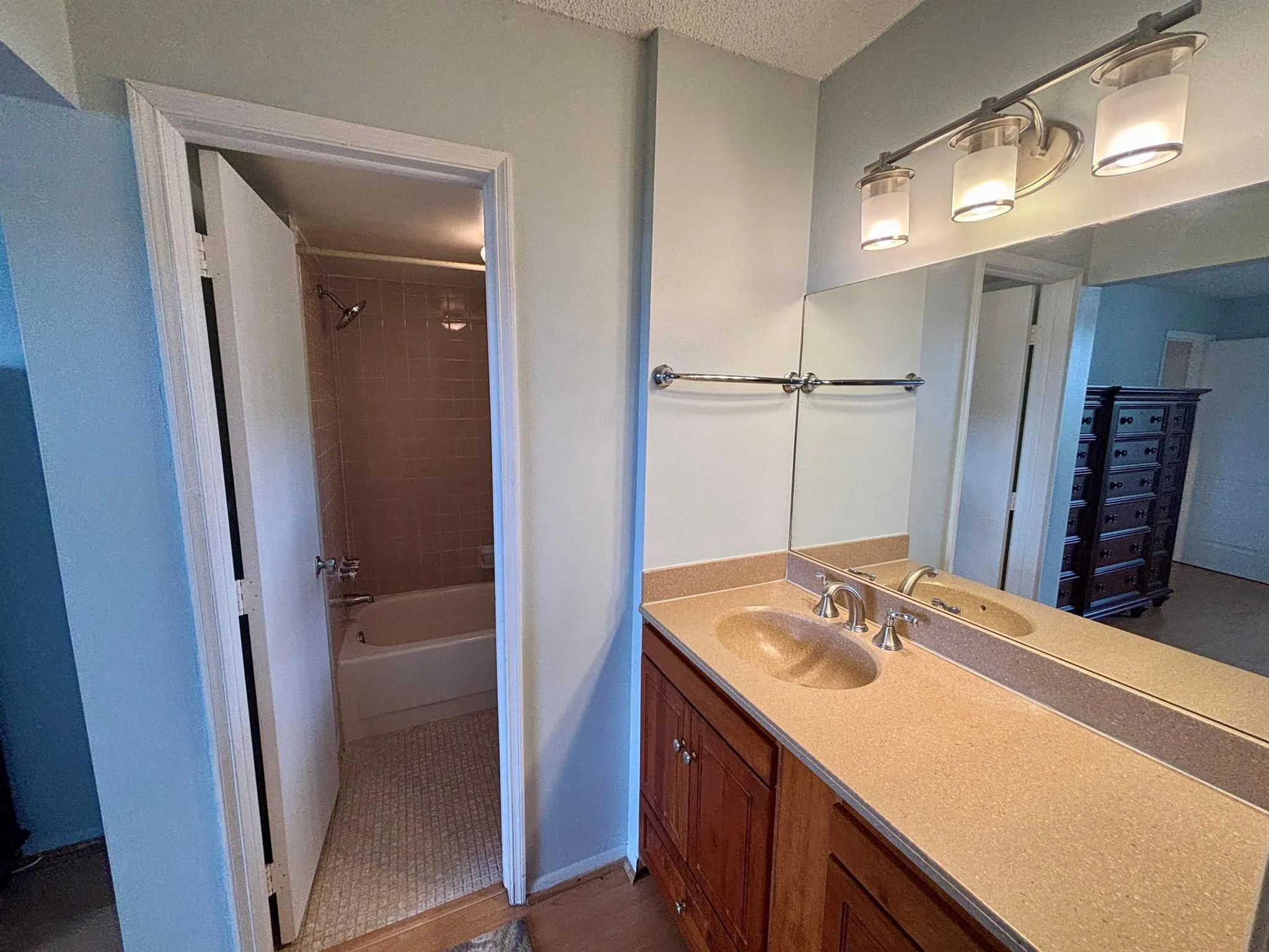9410 Tangerine Pl, #403