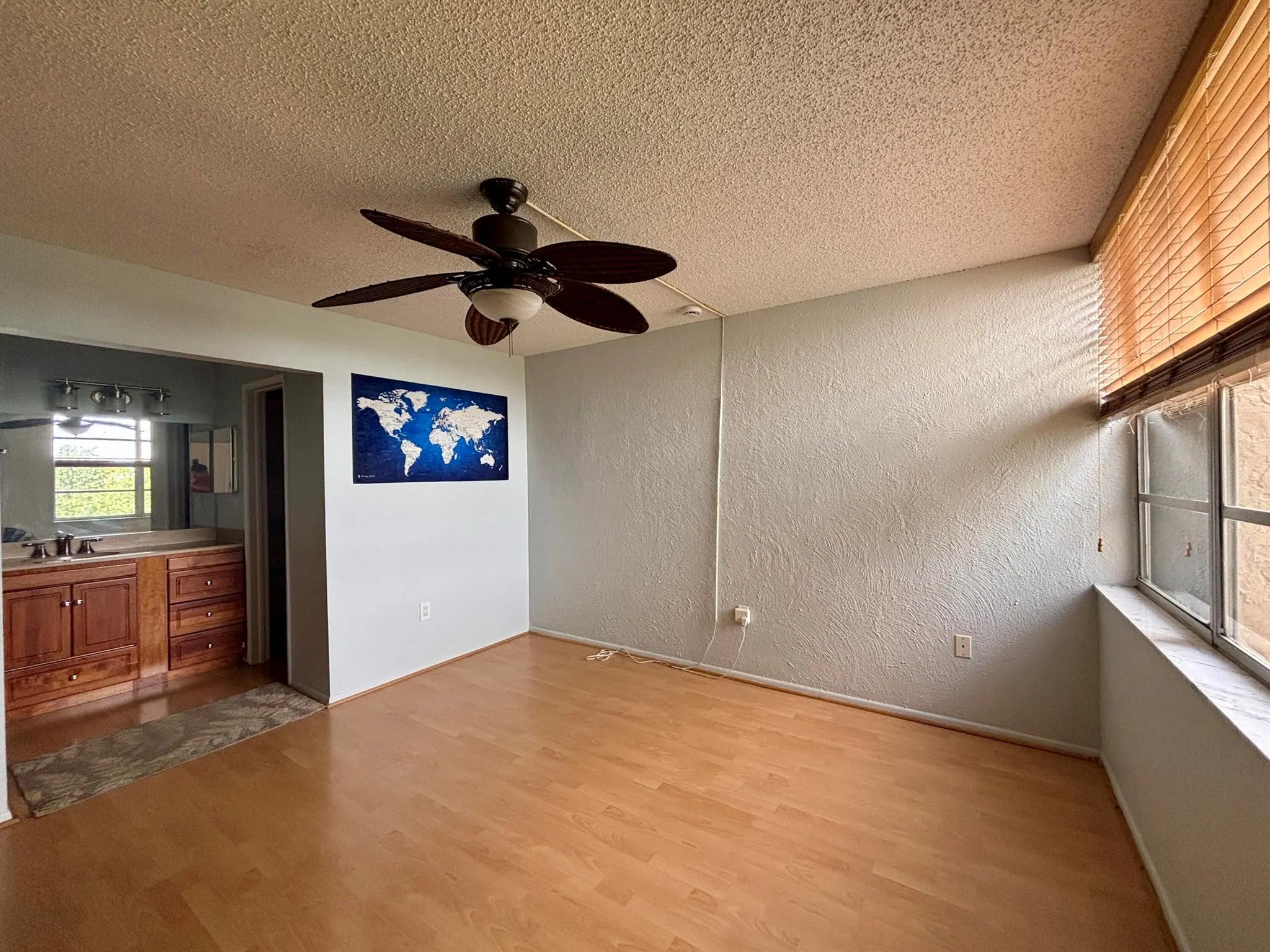 9410 Tangerine Pl, #403