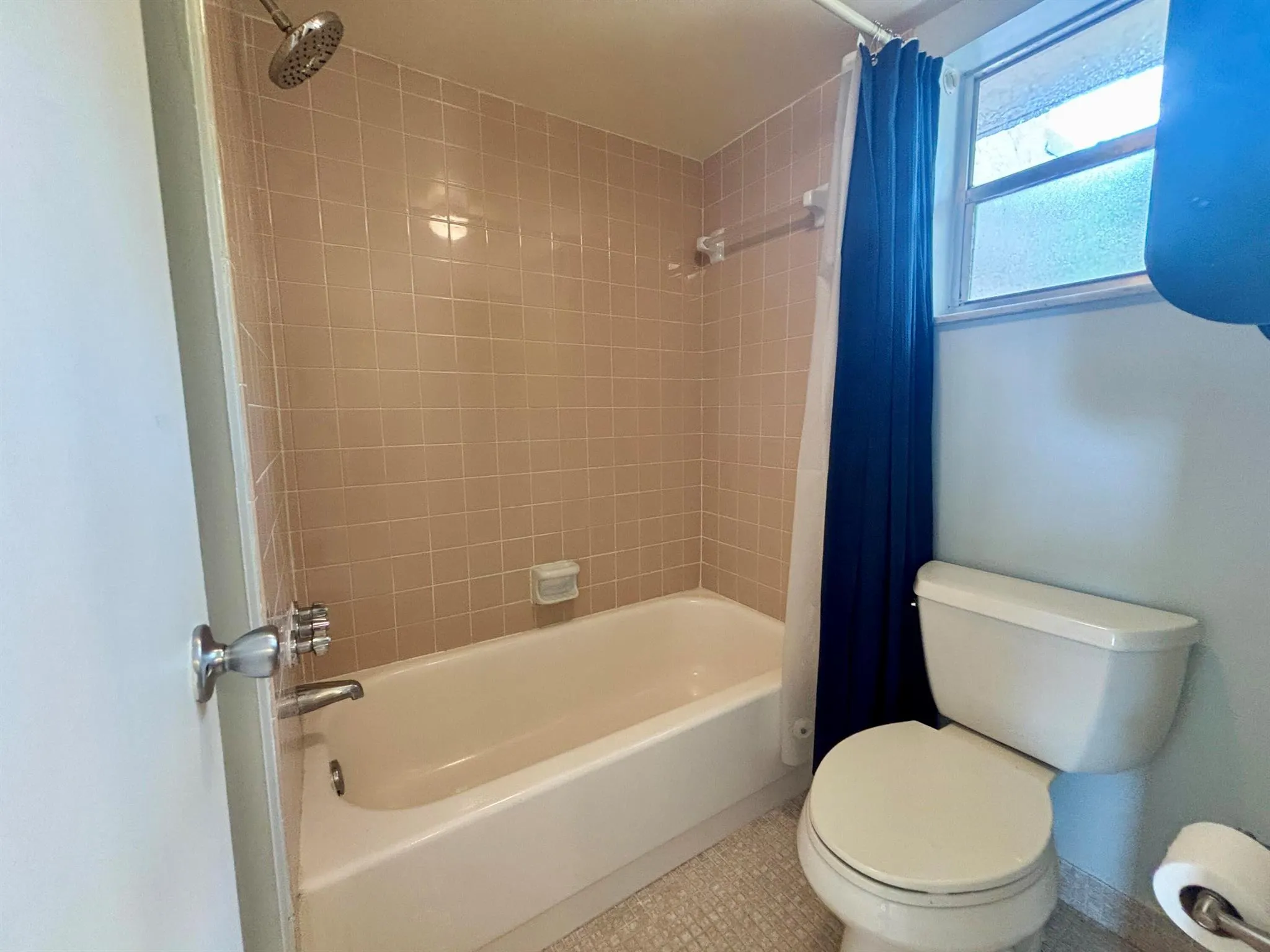 9410 Tangerine Pl, #403