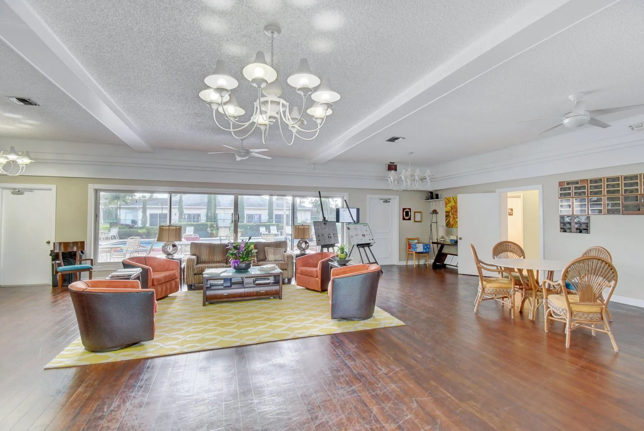 10160 44th Drive S