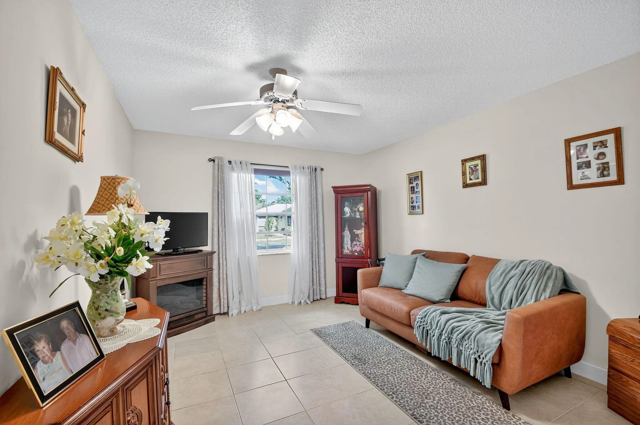 10160 44th Drive S